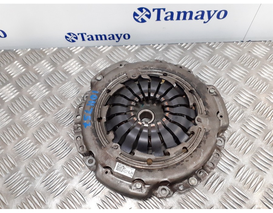 Recambio de kit embrague para dacia dokker 1.5 blue dci diesel fap cat referencia OEM IAM 302057404R  301010717R