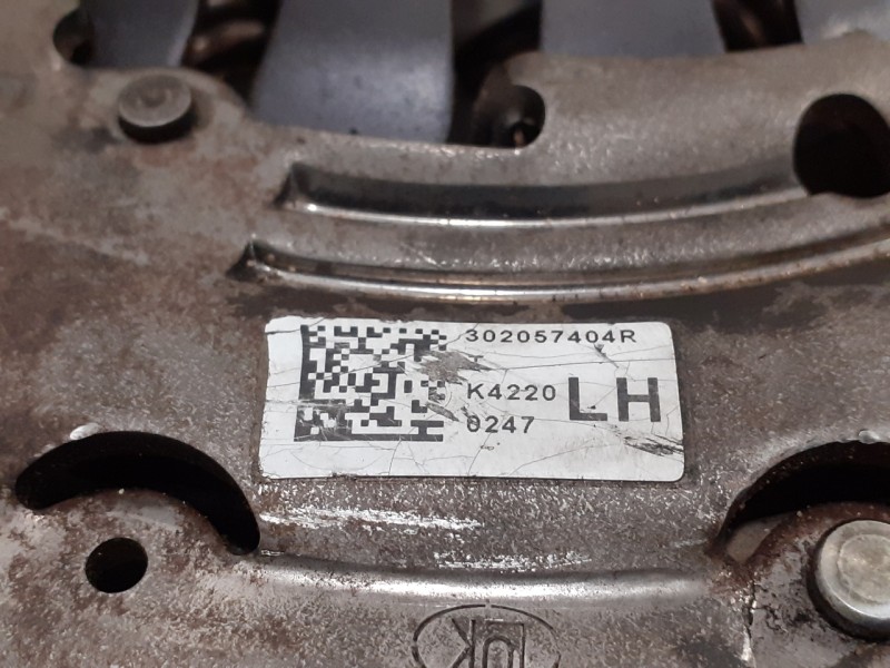 Recambio de kit embrague para dacia dokker 1.5 blue dci diesel fap cat referencia OEM IAM 302057404R  301010717R
