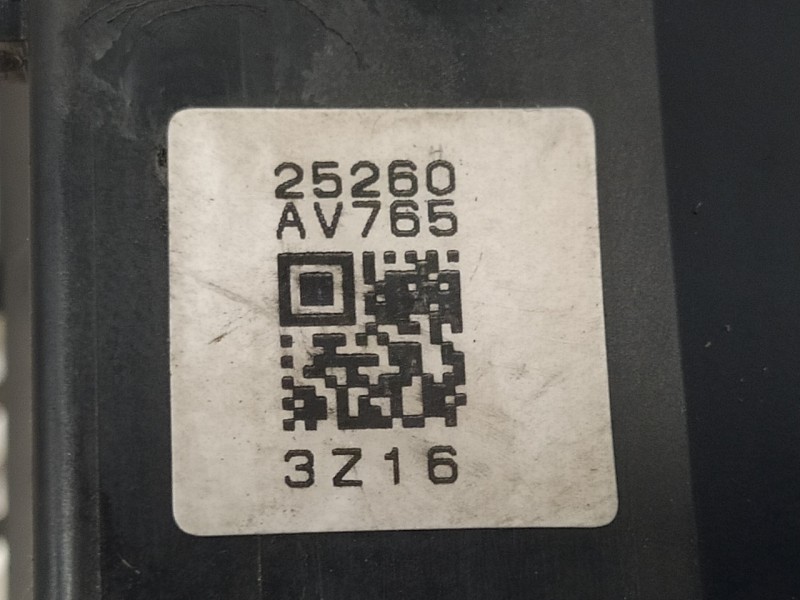 Recambio de mando limpia para nissan almera tino (v10m) 2.2 dci diesel cat referencia OEM IAM 25260AV765  