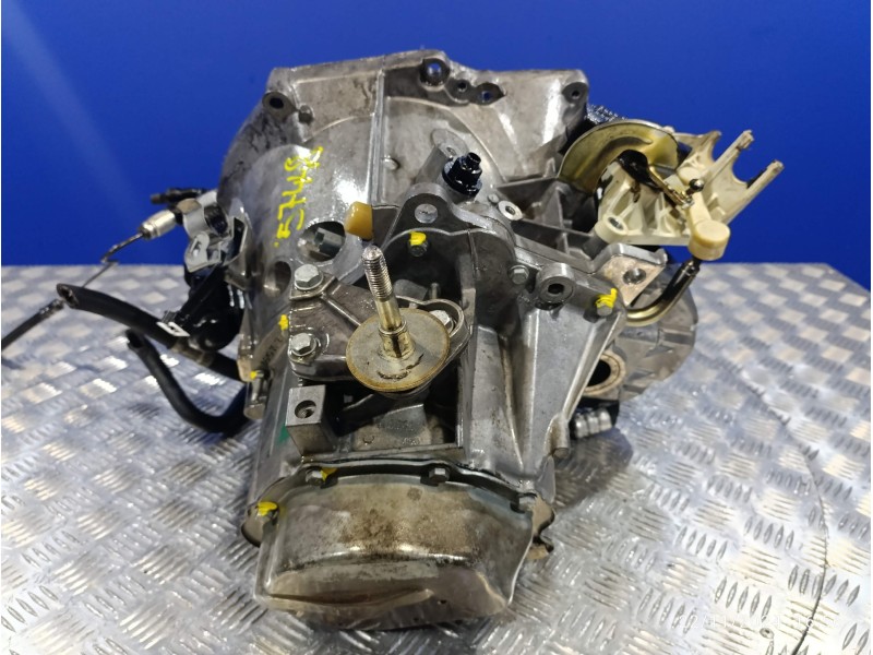 Recambio de caja cambios para peugeot 206 berlina 1.6 16v cat referencia OEM IAM 20DM73  