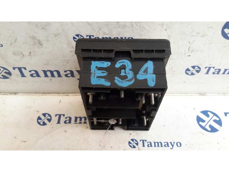 Recambio de mando elevalunas delantero izquierdo para bmw serie 7 (e32) 3.5 cat referencia OEM IAM 1379075  