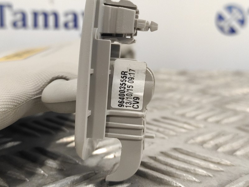 Recambio de parasol derecho para renault clio iv 1.5 dci diesel fap energy referencia OEM IAM 964003555R  