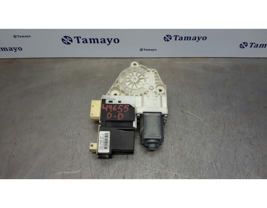 Recambio de motor elevalunas delantero derecho para peugeot 307 break/sw (s2) referencia OEM IAM 997831101 996388102 7746004701