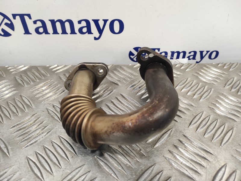 Recambio de tubo para volkswagen golf vi (5k1) 1.6 tdi dpf referencia OEM IAM 03P131521B  