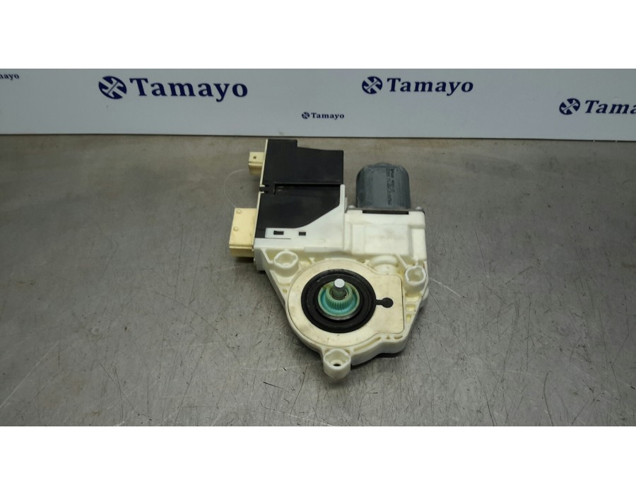 Recambio de motor elevalunas delantero derecho para peugeot 307 break/sw (s2) referencia OEM IAM 997831101 996388102 7746004701