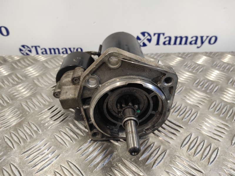 Recambio de motor arranque para volkswagen polo (9n1) 1.4 16v referencia OEM IAM 0001107025  