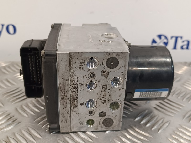 Recambio de abs para volkswagen passat variant (3c5) 2.0 16v t fsi / tsi referencia OEM IAM 3C0614095S  16332402