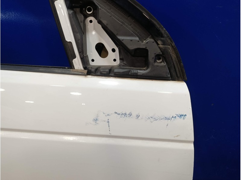 Recambio de puerta delantera derecha para land rover discovery sport referencia OEM IAM   