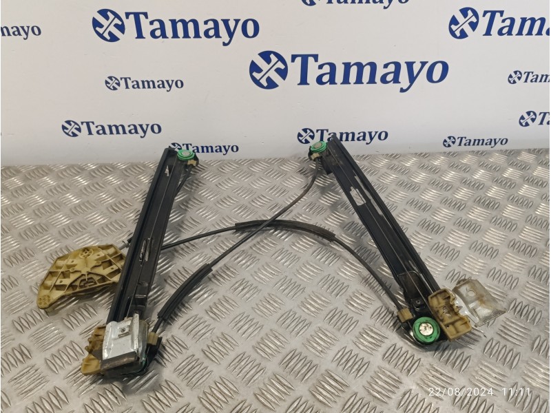 Recambio de elevalunas delantero derecho para seat leon (1p1) 1.6 referencia OEM IAM 986351XXX  IPO867436
