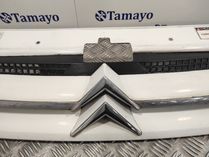 Recambio de rejilla delantera para citroën berlingo 1.6 16v hdi referencia OEM IAM 9644758077  