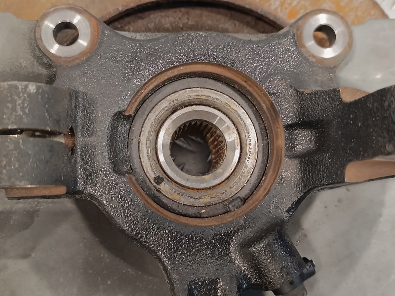 Recambio de mangueta delantera derecha para mitsubishi lancer berlina (cy0) referencia OEM IAM   