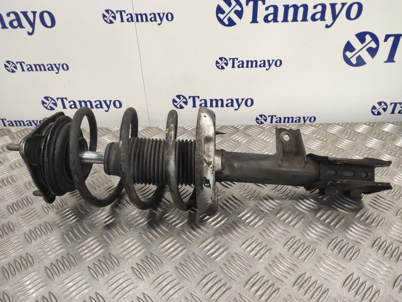 Recambio de amortiguador delantero izquierdo para hyundai i30 1.6 crdi cat referencia OEM IAM 546502R250  
