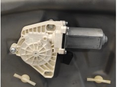 Recambio de elevalunas delantero derecho para mercedes-benz clase b (w245) 2.0 cdi cat referencia OEM IAM A1697203079  994425107 2