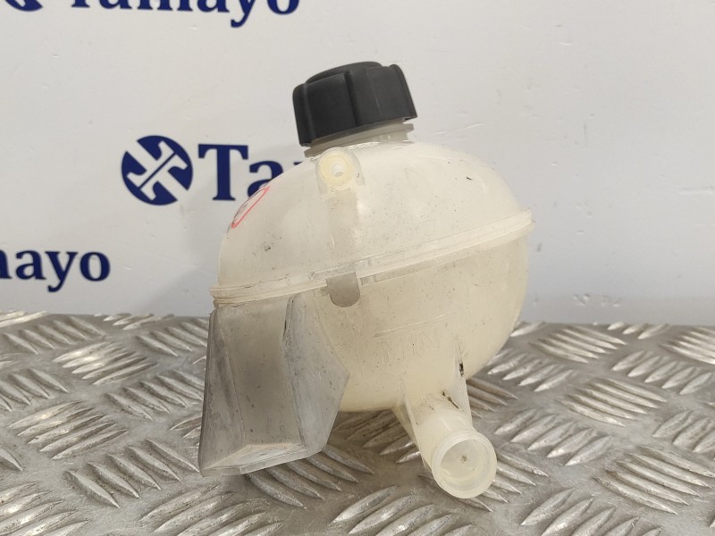 Recambio de deposito expansion para renault clio iv 1.5 dci diesel fap energy referencia OEM IAM 217107259R  