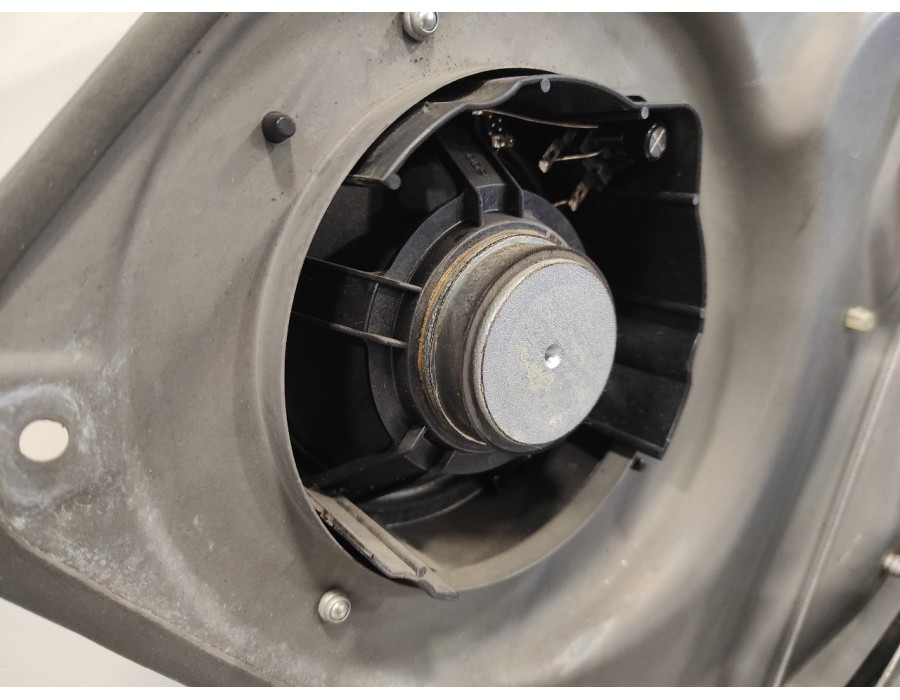 Recambio de elevalunas trasero izquierdo para mercedes-benz clase b (w245) 2.0 cdi cat referencia OEM IAM A1697301579  