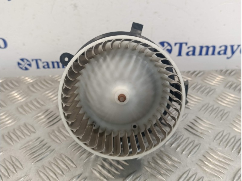 Recambio de motor calefaccion para smart forfour eq referencia OEM IAM EE795002  