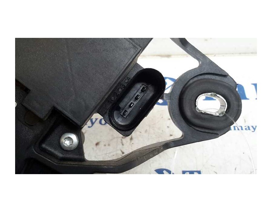 Recambio de motor limpia trasero para volkswagen golf v berlina (1k1) 1.6 16v fsi referencia OEM IAM 1K6955711C  0390201800