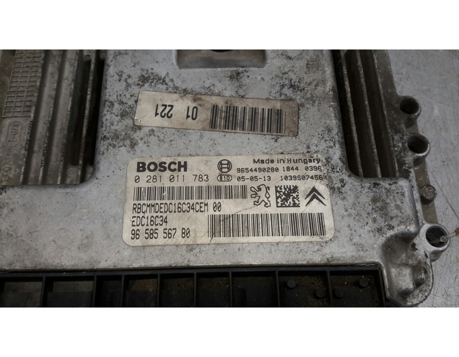 Recambio de centralita motor uce para peugeot 206 berlina 1.4 hdi referencia OEM IAM 0281011783 EDC16C34 9658556780