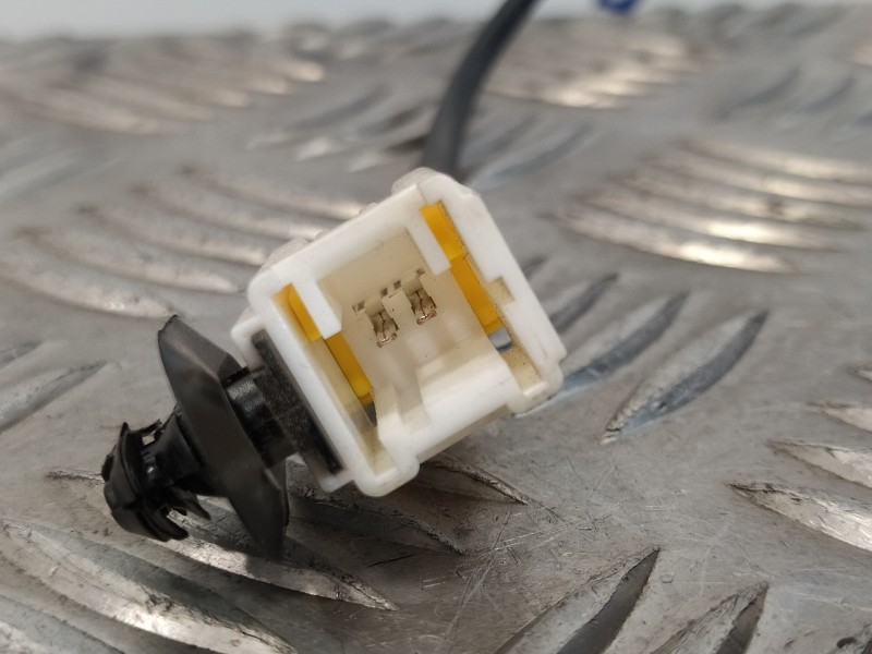 Recambio de enganche cinturon delantero izquierdo para citroën c3 1.2 12v vti referencia OEM IAM 9687393180  34067287