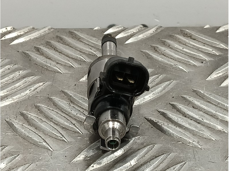 Recambio de inyector para mazda cx-5 2.0 cat referencia OEM IAM PE2713250  