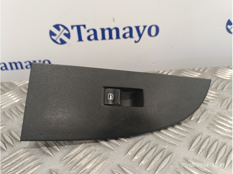 Recambio de mando elevalunas delantero derecho para seat leon (1p1) 1.6 referencia OEM IAM 1P1867172 7L6959855B 156023101