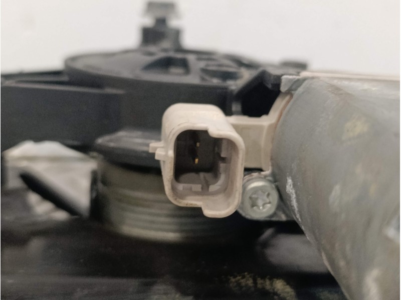 Recambio de elevalunas delantero derecho para toyota proace referencia OEM IAM 123253D  9806618780