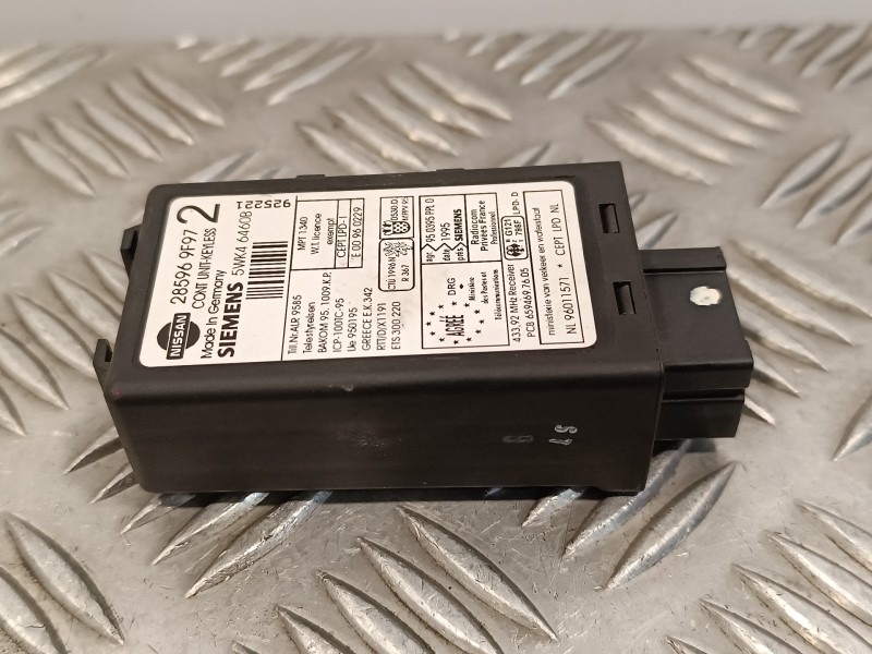 Recambio de boton cierre centralizado para nissan terrano/terrano.ii (r20) 2.7 turbodiesel referencia OEM IAM 285969F972  5WK464