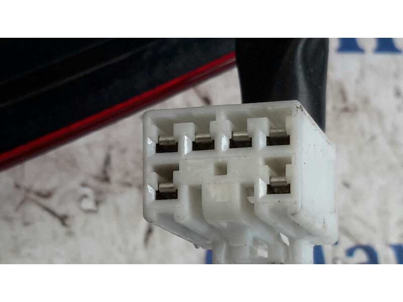 Recambio de piloto trasero izquierdo para hyundai i30 1.4 cat referencia OEM IAM 924012R0  