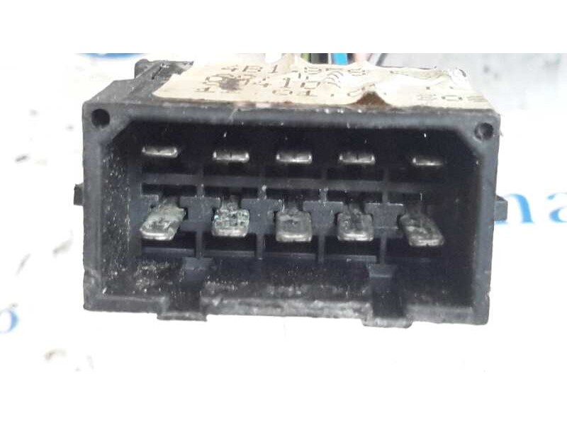 Recambio de retrovisor electrico derecho para audi a6 berlina (4b2) referencia OEM IAM   