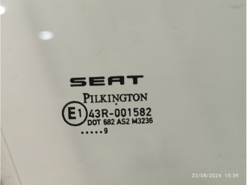 Recambio de luna delantera derecha para seat leon (1p1) 1.6 referencia OEM IAM 43R001582  