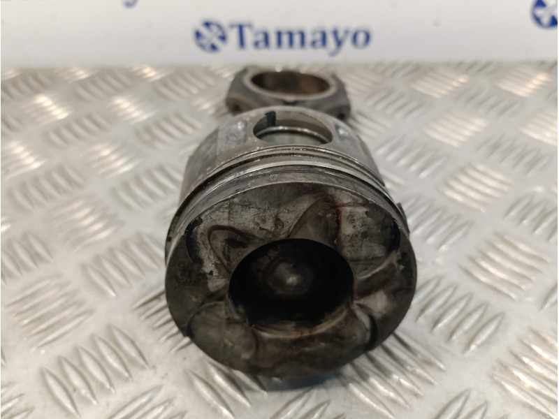Recambio de biela para mercedes-benz sprinter 02.00  caja cerrada 2.2 cdi cat referencia OEM IAM   A611230
