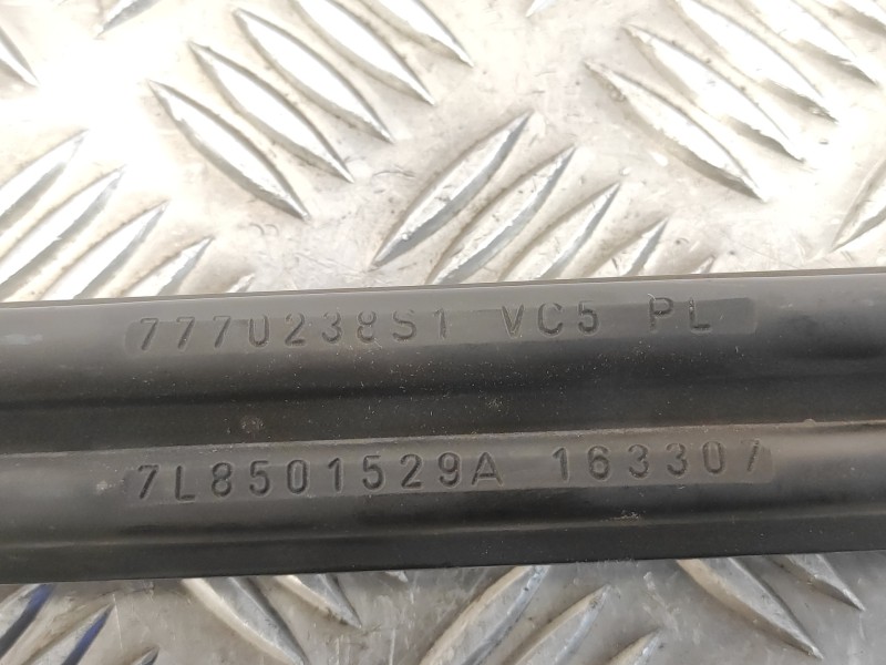 Recambio de tirante trasero izquierdo para volkswagen touareg (7l6) 2.5 tdi dpf referencia OEM IAM 7L8501529A  7770238S1