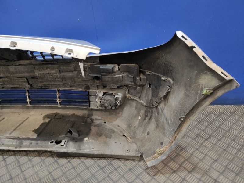 Recambio de paragolpes delantero para renault scenic ii 1.9 dci diesel referencia OEM IAM   