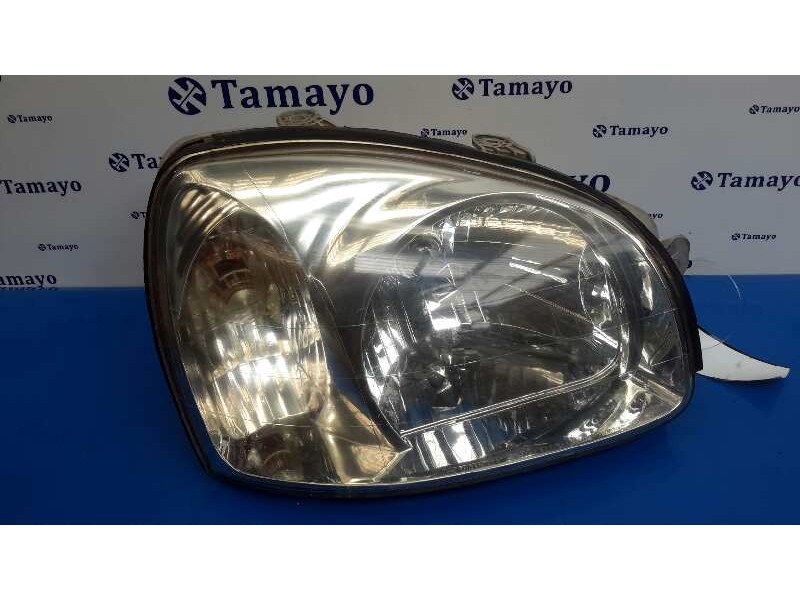 Recambio de faro derecho para hyundai santa fe (sm) referencia OEM IAM 9210226XXX  
