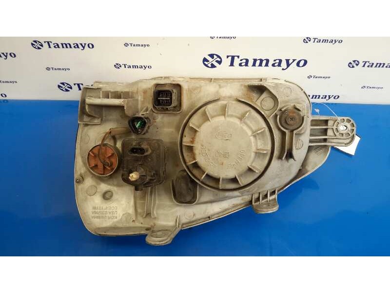 Recambio de faro derecho para hyundai santa fe (sm) referencia OEM IAM 9210226XXX  