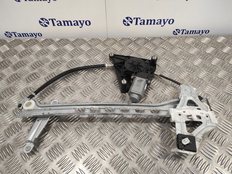 Recambio de elevalunas delantero derecho para toyota aygo 1.0 cat referencia OEM IAM 402662A 698100H031 430100E0