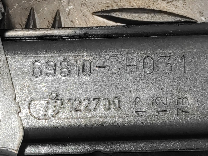 Recambio de elevalunas delantero derecho para toyota aygo 1.0 cat referencia OEM IAM 402662A 698100H031 430100E0