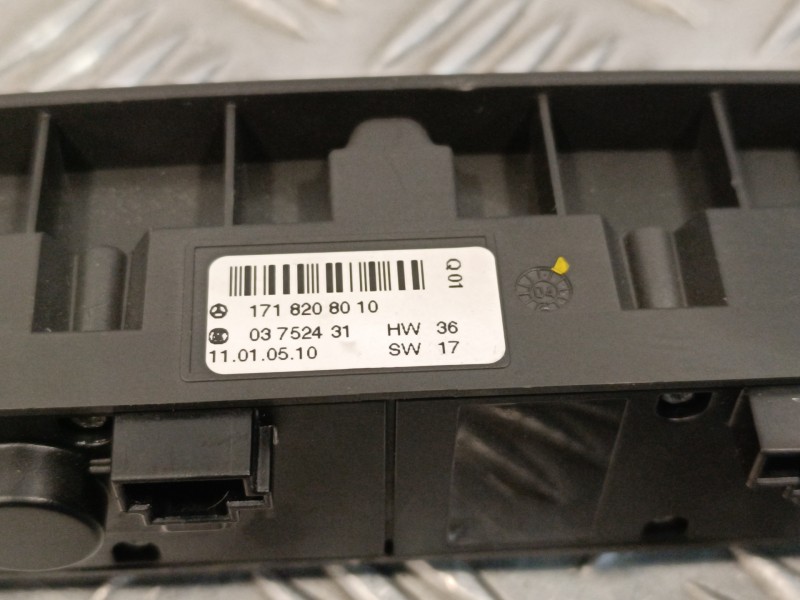 Recambio de mando multifuncion para mercedes-benz clase slk (w171) roadster 1.8 cat referencia OEM IAM 1718208010  03752431