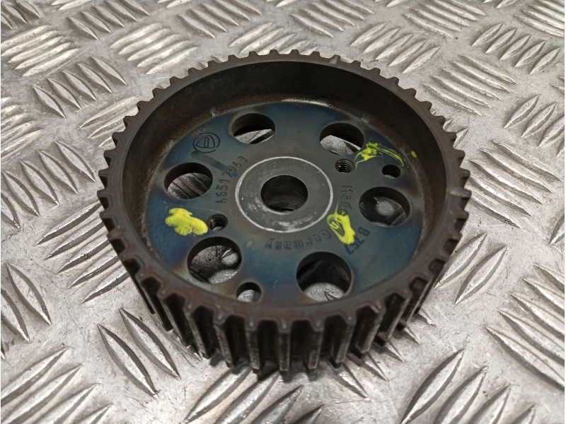 Recambio de polea bomba inyectora para fiat doblo referencia OEM IAM 46517943  