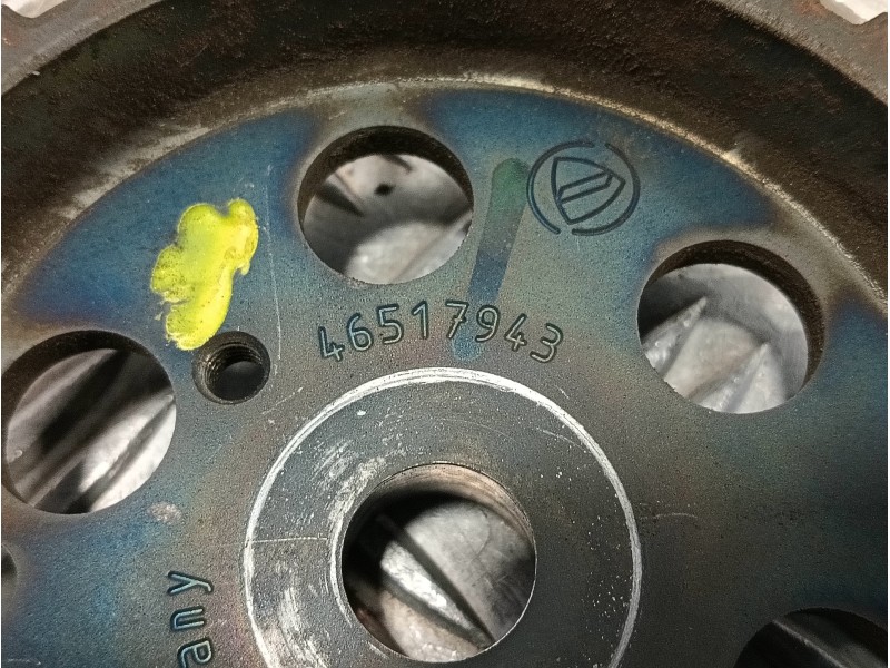 Recambio de polea bomba inyectora para fiat doblo referencia OEM IAM 46517943  