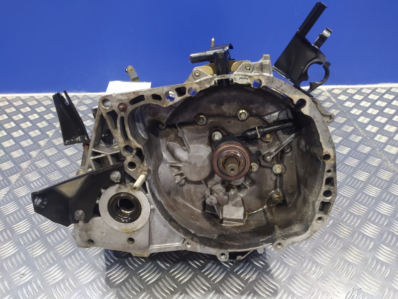 Recambio de caja cambios para nissan micra (k12e) 1.5 dci turbodiesel cat referencia OEM IAM JH3140 8200137170 8200210036