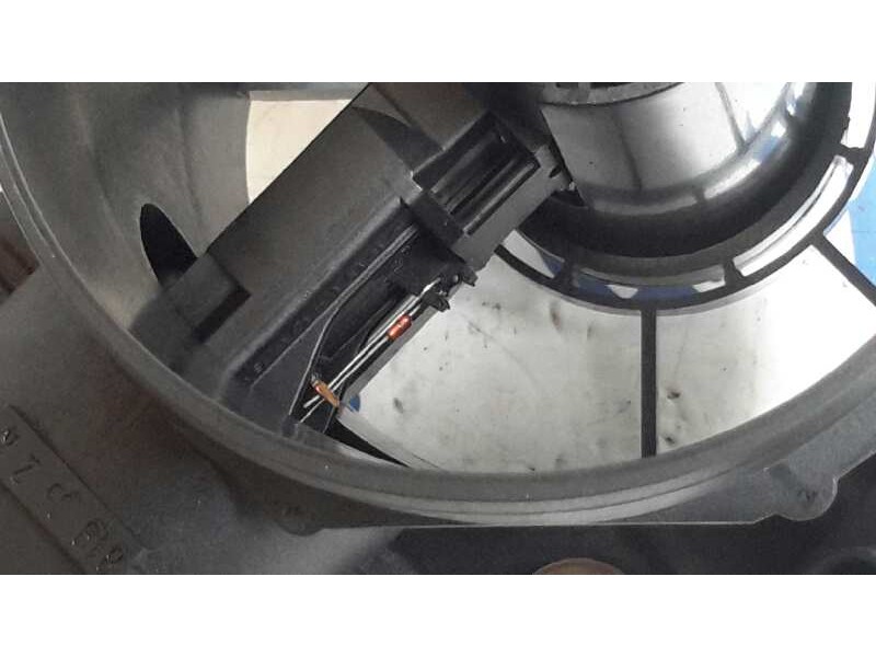 Recambio de caudalimetro para mercedes-benz clase c (w204) berlina 2.1 cdi cat referencia OEM IAM 0281002535  0261230189