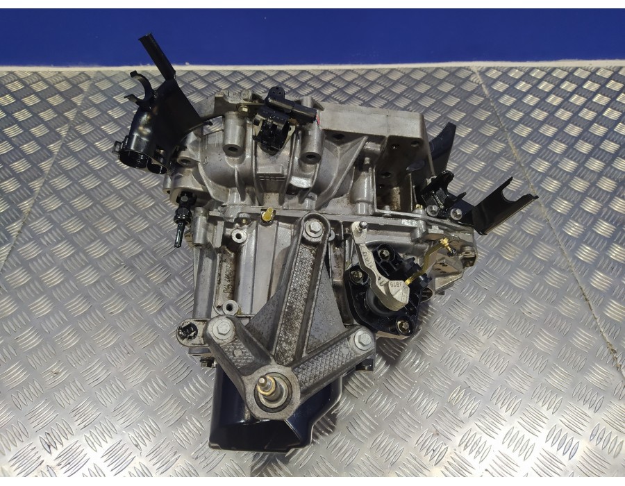 Recambio de caja cambios para nissan micra (k12e) 1.5 dci turbodiesel cat referencia OEM IAM JH3140 8200137170 8200210036