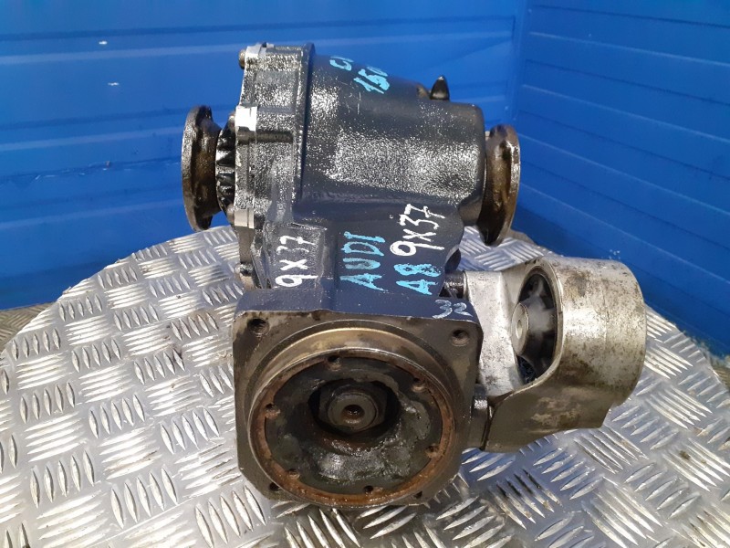 Recambio de diferencial trasero para audi a8 (d2) 3.7 v8 32v referencia OEM IAM 01R525053B  