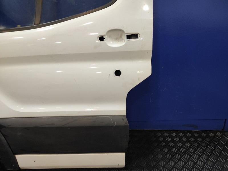Recambio de puerta delantera izquierda para ford transit kastenwagen (ttg) referencia OEM IAM   