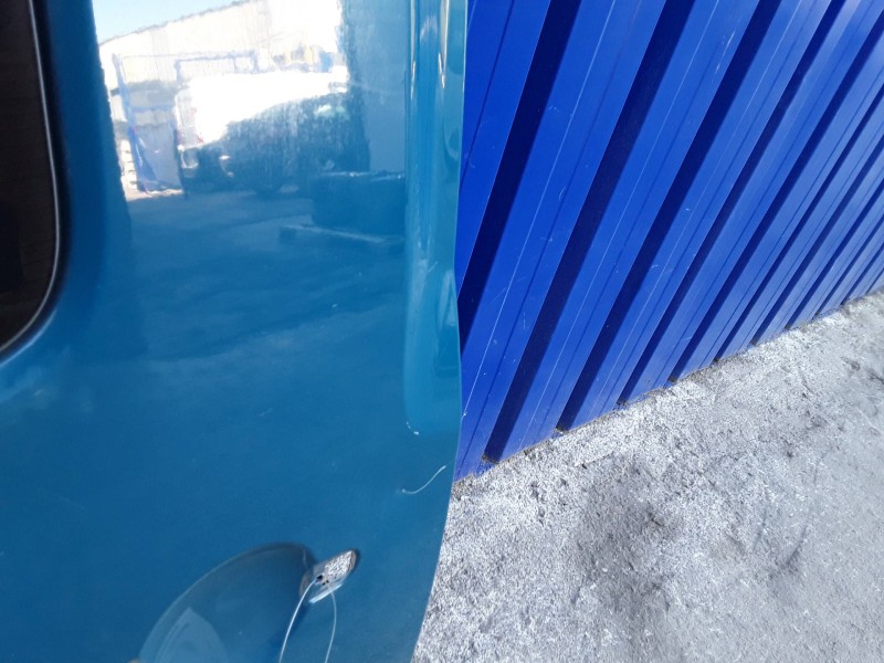 Recambio de puerta lateral corredera derecha para volkswagen caddy ka/kb (2k) 1.9 tdi referencia OEM IAM   