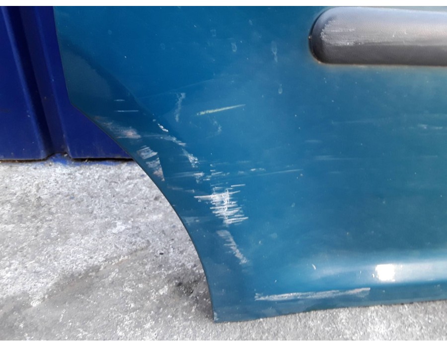 Recambio de puerta lateral corredera derecha para volkswagen caddy ka/kb (2k) 1.9 tdi referencia OEM IAM   