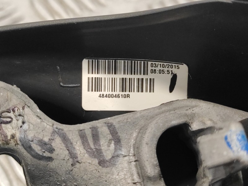 Recambio de volante para renault clio iv 1.5 dci diesel fap energy referencia OEM IAM 484004610R  