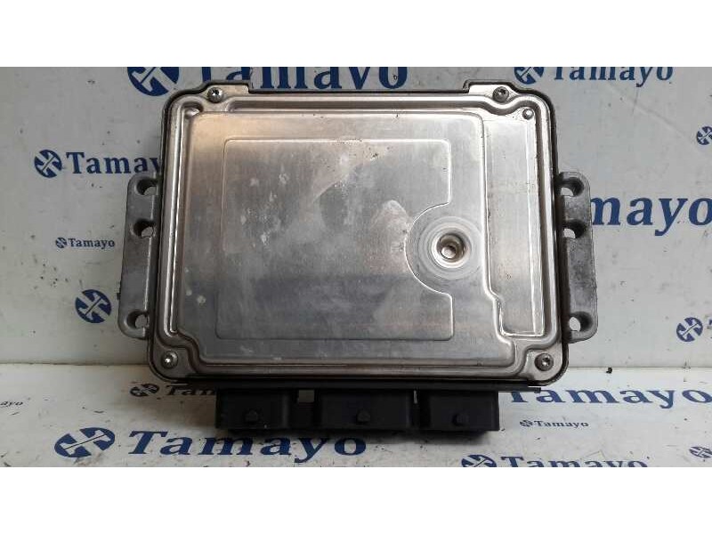 Recambio de centralita motor uce para renault megane ii berlina 3p 1.9 dci diesel referencia OEM IAM 0281011776 8200386508 82003