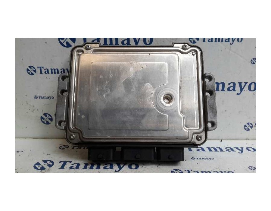 Recambio de centralita motor uce para renault megane ii berlina 3p 1.9 dci diesel referencia OEM IAM 0281011776 8200386508 82003